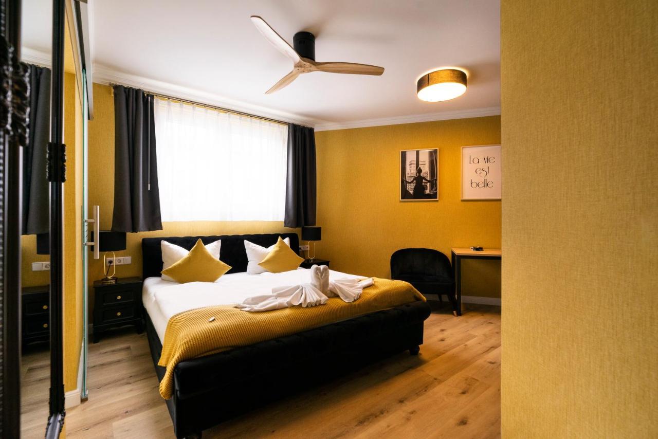Cityhotel ベルンブルク エクステリア 写真