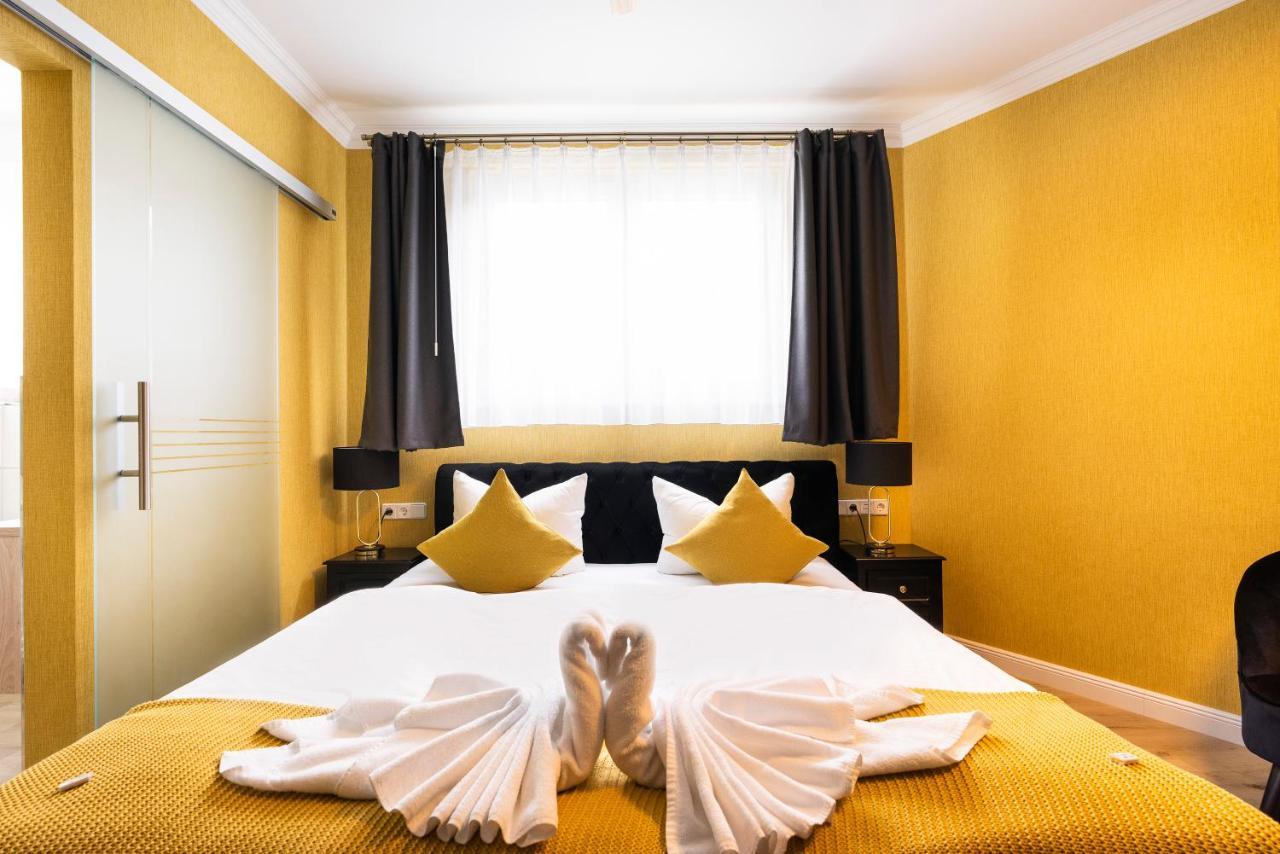 Cityhotel ベルンブルク エクステリア 写真