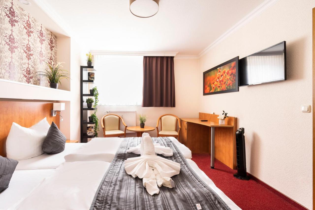 Cityhotel ベルンブルク エクステリア 写真