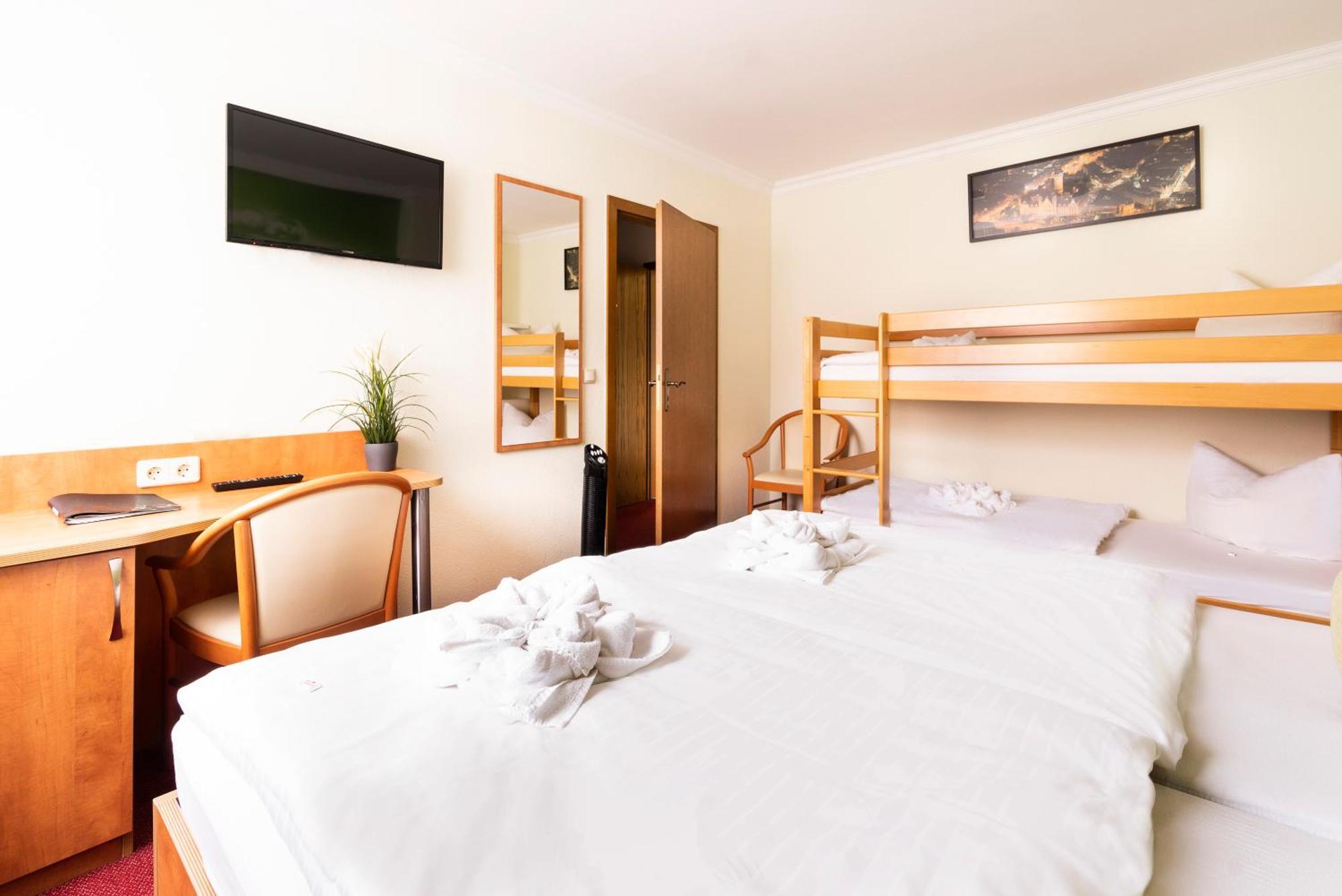 Cityhotel ベルンブルク 部屋 写真